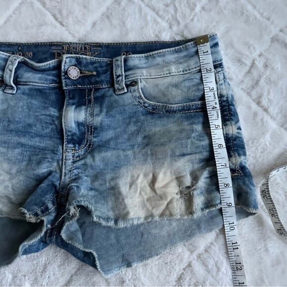 Buckle Black | Fit No. 256 Boyfriend Stretch Short | Size 26 - Picture 11 of 13